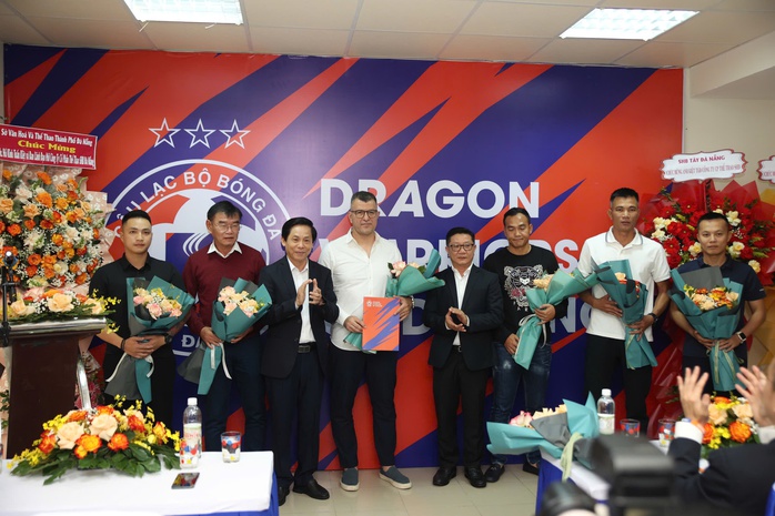 CLB Đà Nẵng tái cấu trúc bộ khung thượng tầng- Ảnh 3. CLB Đà Nẵng tái cấu trúc bộ khung thượng tầng- Ảnh 3.