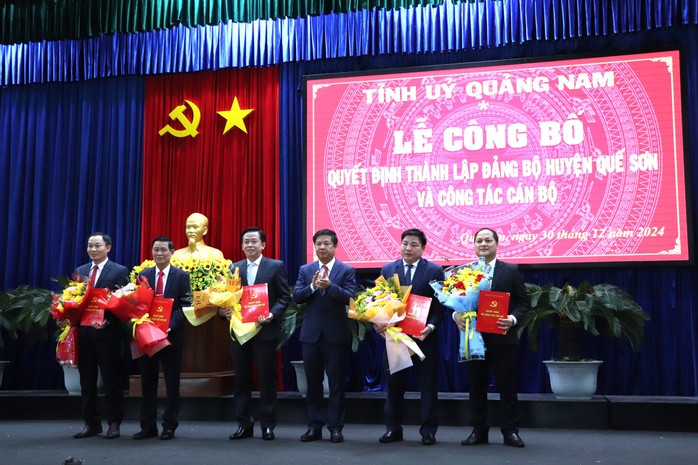 Quảng Nam công bố thành lập Đảng bộ huyện Quế Sơn- Ảnh 4. Quảng Nam công bố thành lập Đảng bộ huyện Quế Sơn- Ảnh 4.