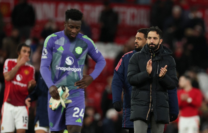 Man United thua sốc Newcastle, đối mặt thảm họa trăm năm- Ảnh 6. Man United thua sốc Newcastle, đối mặt thảm họa trăm năm- Ảnh 6.