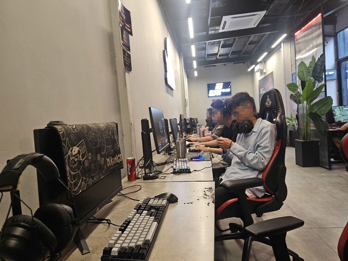 Game online náo nhiệt xuyên đêm- Ảnh 1. Game online náo nhiệt xuyên đêm- Ảnh 1.