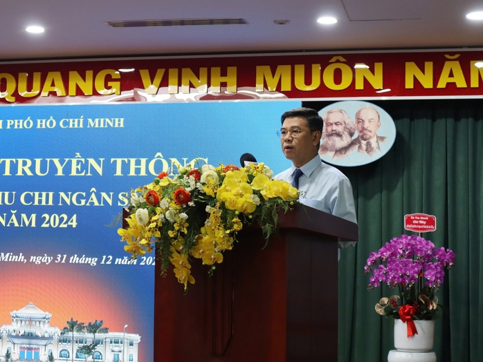TP HCM dẫn đầu cả nước về thu ngân sách, đặt mục tiêu cao hơn trong năm 2025- Ảnh 1. TP HCM dẫn đầu cả nước về thu ngân sách, đặt mục tiêu cao hơn trong năm 2025- Ảnh 1.