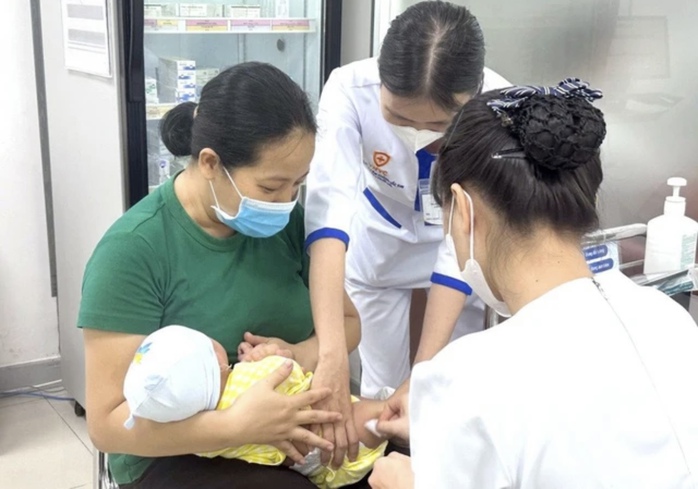Một bệnh nhi tử vong do mắc bệnh ho gà ở Bình Phước- Ảnh 1. Một bệnh nhi tử vong do mắc bệnh ho gà ở Bình Phước- Ảnh 1.