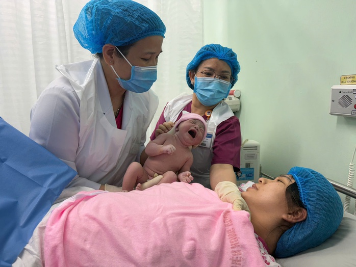 Những công dân đầu tiên chào đời tại TP HCM vào năm 2025- Ảnh 9. Những công dân đầu tiên chào đời tại TP HCM vào năm 2025- Ảnh 9.