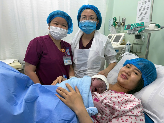 Những công dân đầu tiên chào đời tại TP HCM vào năm 2025- Ảnh 10. Những công dân đầu tiên chào đời tại TP HCM vào năm 2025- Ảnh 10.