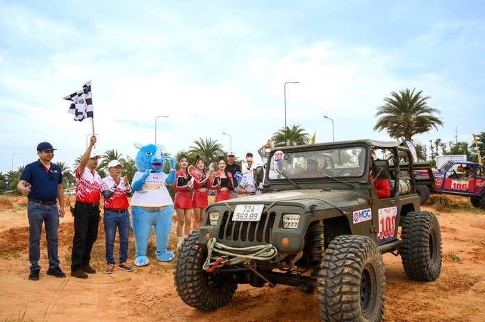 NovaWorld Phan Thiet trở thành sân khấu của những màn tranh tài gay cấn và hấp dẫn, thu hút đông đảo khán giả đến chứng kiến NovaWorld Phan Thiet trở thành sân khấu của những màn tranh tài gay cấn và hấp dẫn, thu hút đông đảo khán giả đến chứng kiến