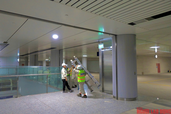 Bên trong ga ngầm Bến Thành lớn nhất tuyến metro số 1 có gì?- Ảnh 13. Bên trong ga ngầm Bến Thành lớn nhất tuyến metro số 1 có gì?- Ảnh 13.