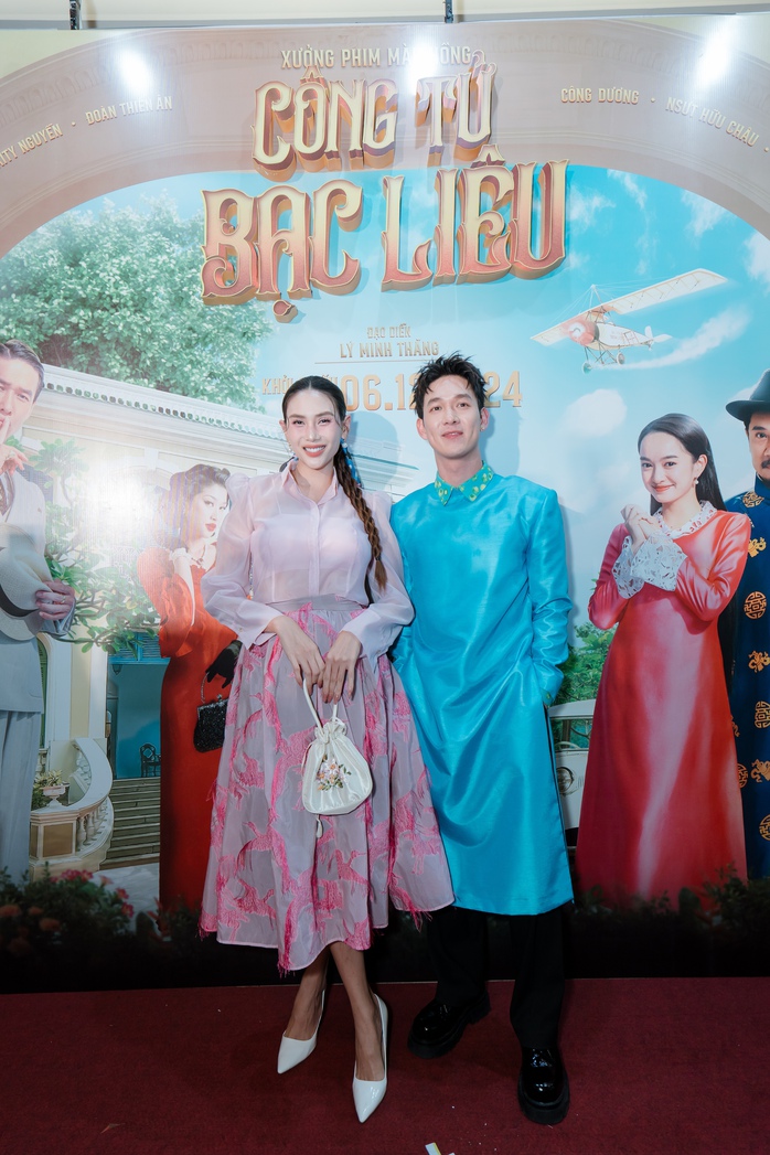 Dàn sao chúc mừng phim có NSƯT Thành Lộc, Song Luân- Ảnh 4. Dàn sao chúc mừng phim có NSƯT Thành Lộc, Song Luân- Ảnh 4.
