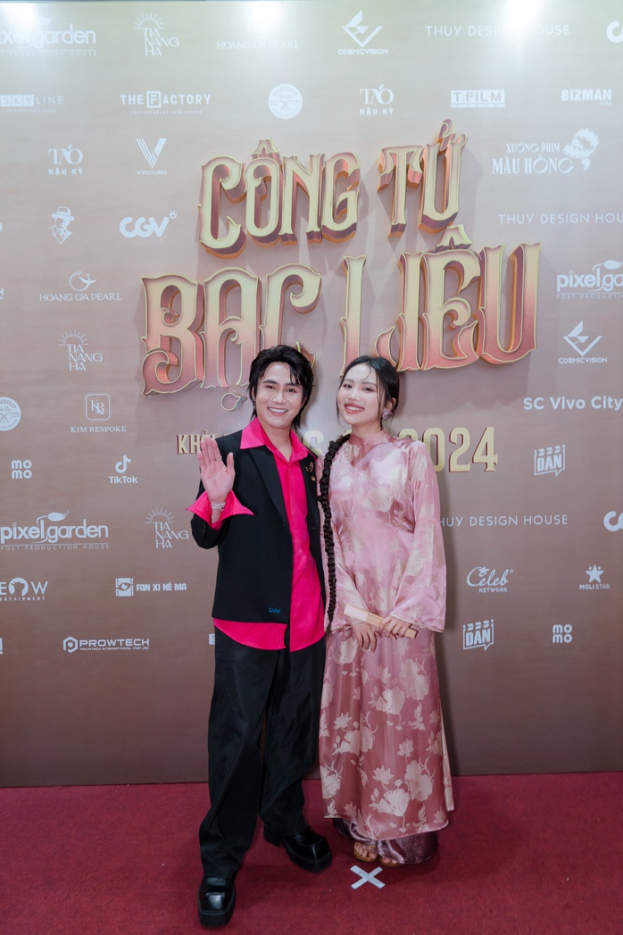 Dàn sao chúc mừng phim có NSƯT Thành Lộc, Song Luân- Ảnh 14. Dàn sao chúc mừng phim có NSƯT Thành Lộc, Song Luân- Ảnh 14.