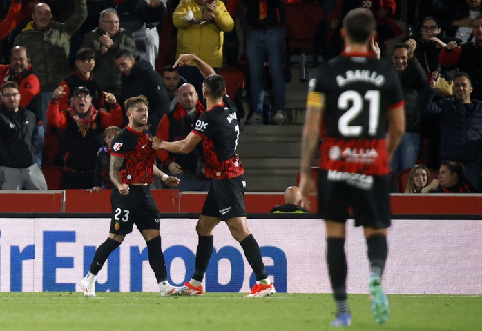 Đánh bại Mallorca 5-1, Barcelona trở lại đường đua La Liga- Ảnh 3. Đánh bại Mallorca 5-1, Barcelona trở lại đường đua La Liga- Ảnh 3.