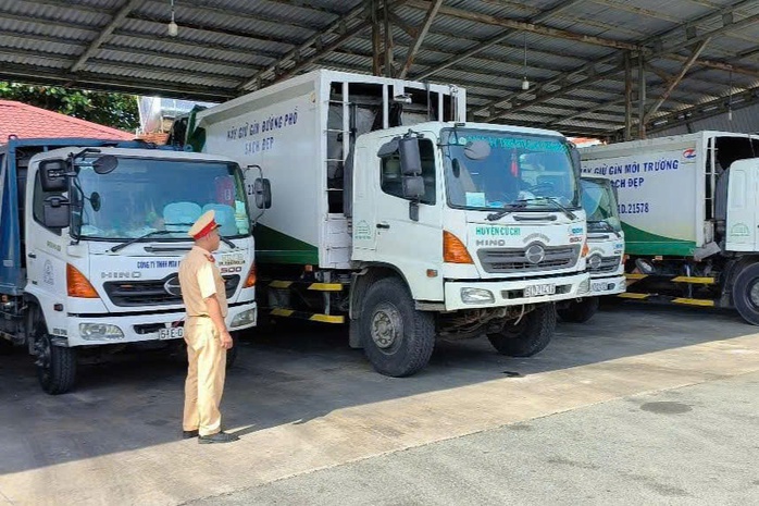 Tăng cường xử lý xe rác để ngăn nỗi đau- Ảnh 2. Tăng cường xử lý xe rác để ngăn nỗi đau- Ảnh 2.