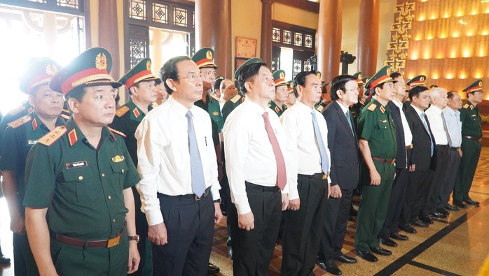 Bộ Quốc phòng gặp mặt cán bộ cao cấp Quân đội nghỉ hưu, nghỉ công tác khu vực phía Nam- Ảnh 4. Bộ Quốc phòng gặp mặt cán bộ cao cấp Quân đội nghỉ hưu, nghỉ công tác khu vực phía Nam- Ảnh 4.
