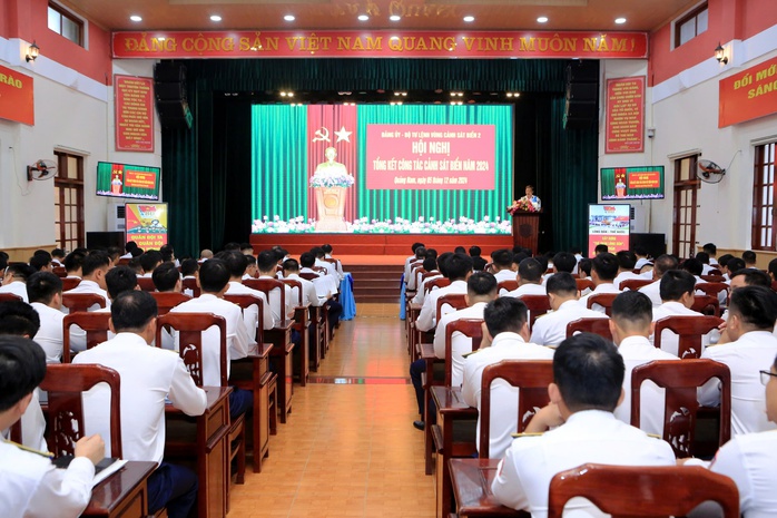 Trung tướng Bùi Quốc Oai dự hội nghị tại Bộ Tư lệnh Vùng Cảnh sát biển 2- Ảnh 4. Trung tướng Bùi Quốc Oai dự hội nghị tại Bộ Tư lệnh Vùng Cảnh sát biển 2- Ảnh 4.