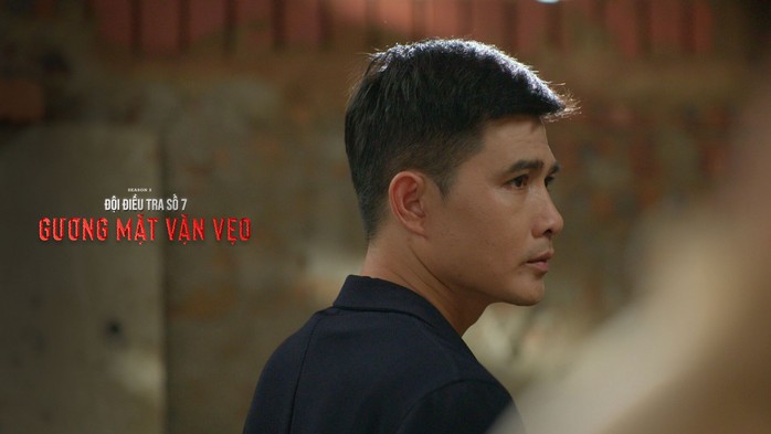 Diễn viên Quang Sự một lần nữa trở lại với thể loại phim hình sự
- Ảnh 2. Diễn viên Quang Sự một lần nữa trở lại với thể loại phim hình sự
- Ảnh 2.