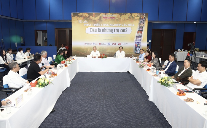 Tọa đàm “Phát triển Công nghiệp văn hóa: Đâu là những trụ cột?”: Tiềm lực của văn hóa Việt rất lớn- Ảnh 3. Tọa đàm “Phát triển Công nghiệp văn hóa: Đâu là những trụ cột?”: Tiềm lực của văn hóa Việt rất lớn- Ảnh 3.