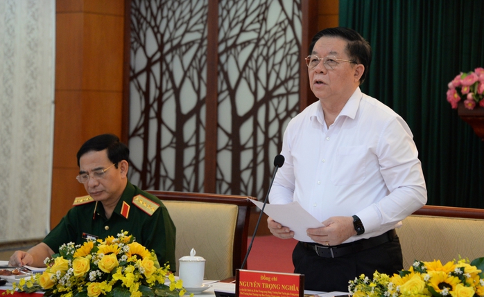 Lễ kỷ niệm 50 năm Ngày Giải phóng miền Nam phải hướng đến phục vụ người dân- Ảnh 3. Lễ kỷ niệm 50 năm Ngày Giải phóng miền Nam phải hướng đến phục vụ người dân- Ảnh 3.