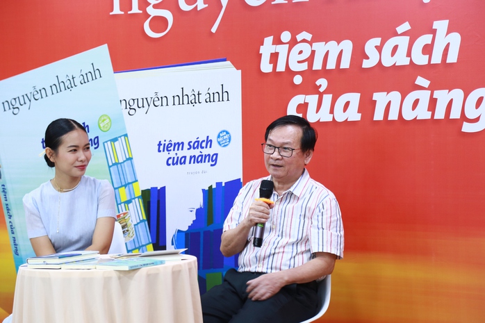 Nhà văn Nguyễn Nhật Ánh thắp lửa yêu thương trong "Tiệm sách của nàng"- Ảnh 1. Nhà văn Nguyễn Nhật Ánh thắp lửa yêu thương trong "Tiệm sách của nàng"- Ảnh 1.