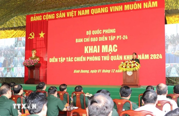 Thủ tướng chỉ đạo nhanh chóng khắc phục hậu quả vụ tai nạn trong diễn tập tại Quân khu 7- Ảnh 1. Thủ tướng chỉ đạo nhanh chóng khắc phục hậu quả vụ tai nạn trong diễn tập tại Quân khu 7- Ảnh 1.