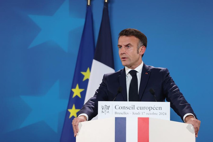 Pháp: Chính phủ sụp đổ, sức ép trút lên Tổng thống Macron- Ảnh 1. Pháp: Chính phủ sụp đổ, sức ép trút lên Tổng thống Macron- Ảnh 1.