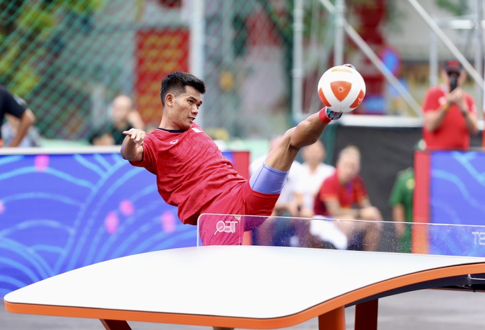 Giải vô địch Teqball thế giới 2024 khai mạc ấn tượng- Ảnh 3. Giải vô địch Teqball thế giới 2024 khai mạc ấn tượng- Ảnh 3.