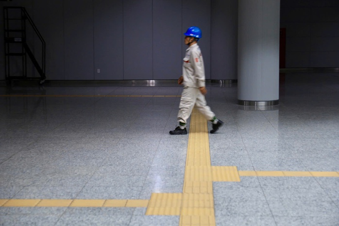 Người khuyết tật đi metro số 1 như thế nào?- Ảnh 2. Người khuyết tật đi metro số 1 như thế nào?- Ảnh 2.