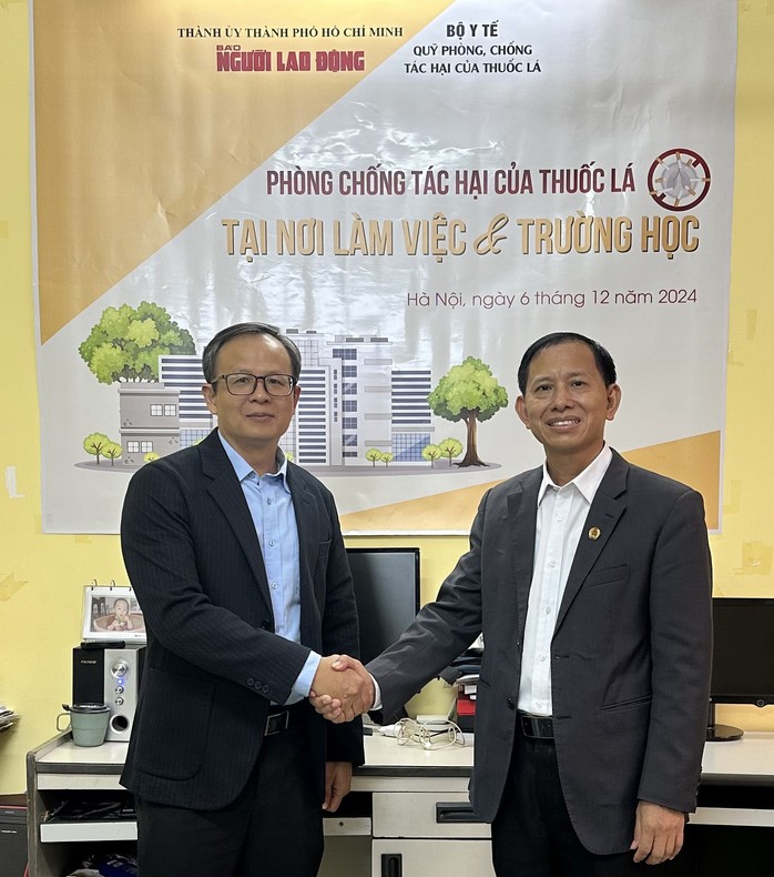 Tọa đàm trực tuyến: "Phòng chống tác hại thuốc lá tại nơi làm việc, trường học"- Ảnh 2. Tọa đàm trực tuyến: "Phòng chống tác hại thuốc lá tại nơi làm việc, trường học"- Ảnh 2.