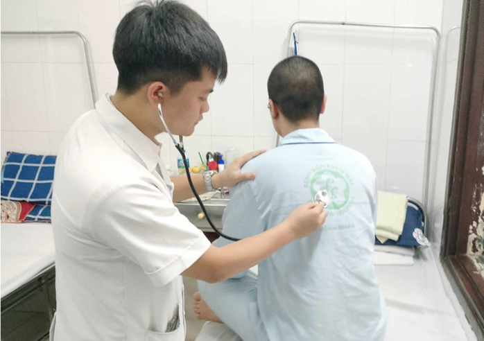 Nhập viện tâm thần do lạm dụng thuốc lá điện tử- Ảnh 1. Nhập viện tâm thần do lạm dụng thuốc lá điện tử- Ảnh 1.