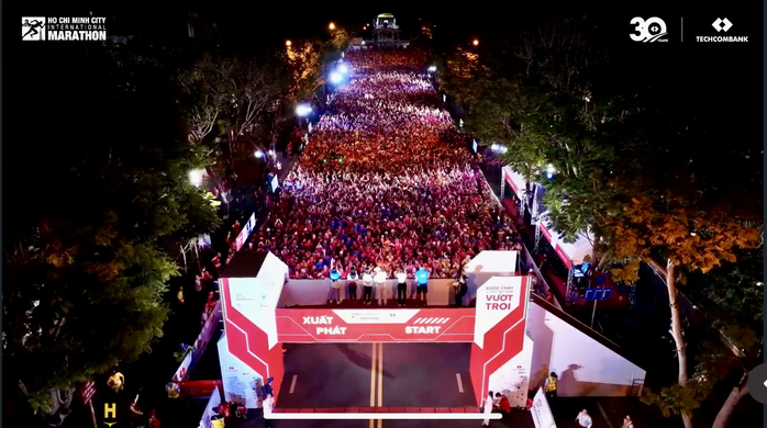Kỷ lục gần 18.000 vận động viên tham gia giải marathon quốc tế ở TP HCM- Ảnh 2. Kỷ lục gần 18.000 vận động viên tham gia giải marathon quốc tế ở TP HCM- Ảnh 2.