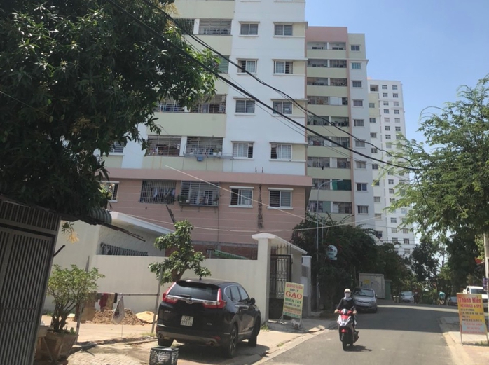 Phó Chủ tịch tỉnh Bà Rịa - Vũng Tàu nhận trách nhiệm về việc chậm trễ 2 dự án nhà ở xã hội- Ảnh 1. Phó Chủ tịch tỉnh Bà Rịa - Vũng Tàu nhận trách nhiệm về việc chậm trễ 2 dự án nhà ở xã hội- Ảnh 1.