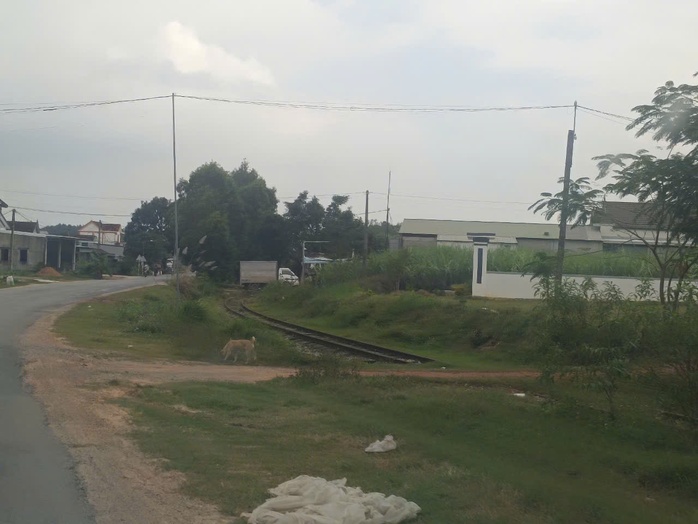 VIDEO: Tuyến đường sắt dài 32 km bỏ hoang suốt 12 năm- Ảnh 1. VIDEO: Tuyến đường sắt dài 32 km bỏ hoang suốt 12 năm- Ảnh 1.