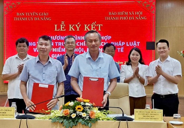 Hiệu quả mô hình “Tổ dân phố điển hình về phát triển BHXH tự nguyện” tại Đà Nẵng- Ảnh 3. Hiệu quả mô hình “Tổ dân phố điển hình về phát triển BHXH tự nguyện” tại Đà Nẵng- Ảnh 3.