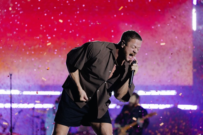 Imagine Dragons và dàn sao Việt mang khoảnh khắc bùng nổ tới 8WONDER Winter- Ảnh 5. Imagine Dragons và dàn sao Việt mang khoảnh khắc bùng nổ tới 8WONDER Winter- Ảnh 5.