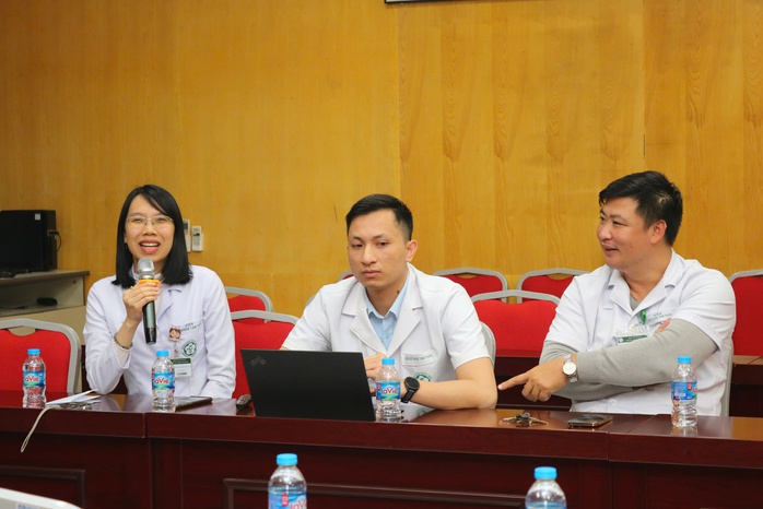 Cụ bà mắc Alzheimer nhiều đêm thức trắng vì lo mất trộm- Ảnh 2. Cụ bà mắc Alzheimer nhiều đêm thức trắng vì lo mất trộm- Ảnh 2.