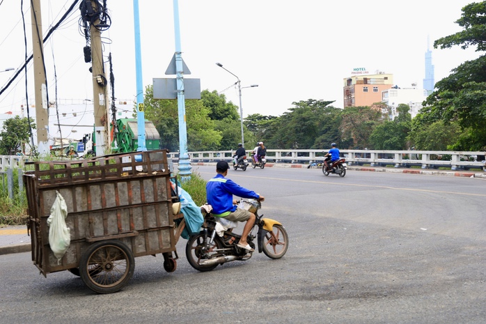 Đáp số cho rác thải: Ám ảnh xe "nhiều không"- Ảnh 1. Đáp số cho rác thải: Ám ảnh xe "nhiều không"- Ảnh 1.
