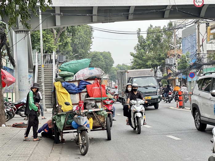 Đáp số cho rác thải: Ám ảnh xe "nhiều không"- Ảnh 4. Đáp số cho rác thải: Ám ảnh xe "nhiều không"- Ảnh 4.