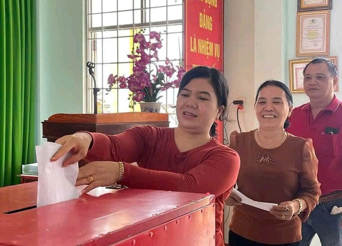 Quảng Ngãi hỗ trợ gì cho các bộ dôi dư khi sắp xếp đơn vị hành chính ?- Ảnh 2. Quảng Ngãi hỗ trợ gì cho các bộ dôi dư khi sắp xếp đơn vị hành chính ?- Ảnh 2.