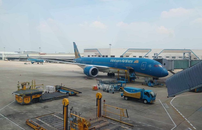 Vietnam Airlines nêu lộ trình khắc phục tình trạng cổ phiếu bị kiểm soát- Ảnh 1. Vietnam Airlines nêu lộ trình khắc phục tình trạng cổ phiếu bị kiểm soát- Ảnh 1.