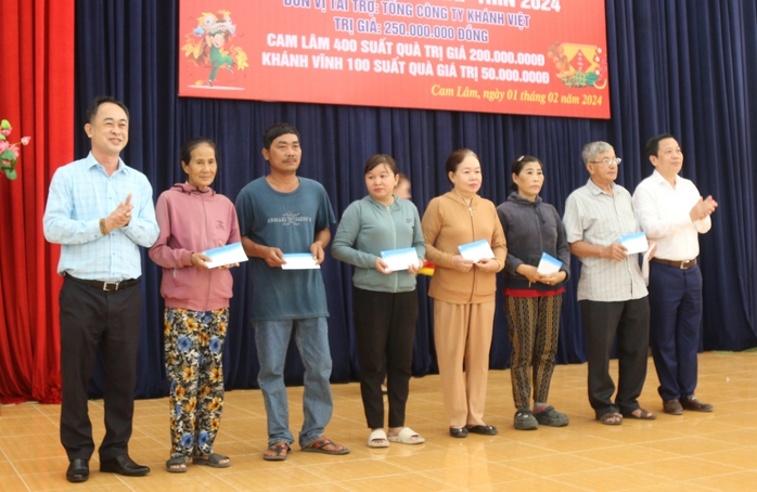 Tổng Công ty Khánh Việt hỗ trợ người có hoàn cảnh khó khăn- Ảnh 3. Tổng Công ty Khánh Việt hỗ trợ người có hoàn cảnh khó khăn- Ảnh 3.