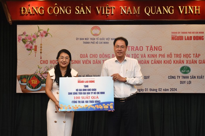 Mang Tết đến với đồng bào dân tộc thiểu số có hoàn cảnh khó khăn của TP HCM- Ảnh 6. Mang Tết đến với đồng bào dân tộc thiểu số có hoàn cảnh khó khăn của TP HCM- Ảnh 6.