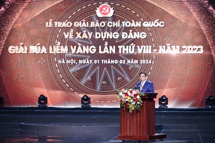 72 tác phẩm được trao Giải Búa liềm vàng lần thứ VIII - năm 2023- Ảnh 2. Thủ tướng Phạm Minh Chính nhấn mạnh phải đặc biệt coi trọng và đẩy mạnh hơn nữa công tác xây dựng, chỉnh đốn Đảng toàn diện - Ảnh: Nhật Bắc