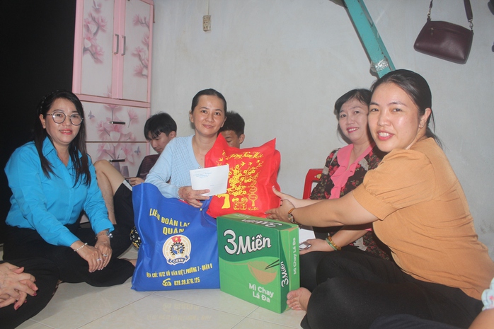 Không về quê, công nhân sẽ làm gì trong những ngày Tết?- Ảnh 3. Không về quê, công nhân sẽ làm gì trong những ngày Tết?- Ảnh 3.