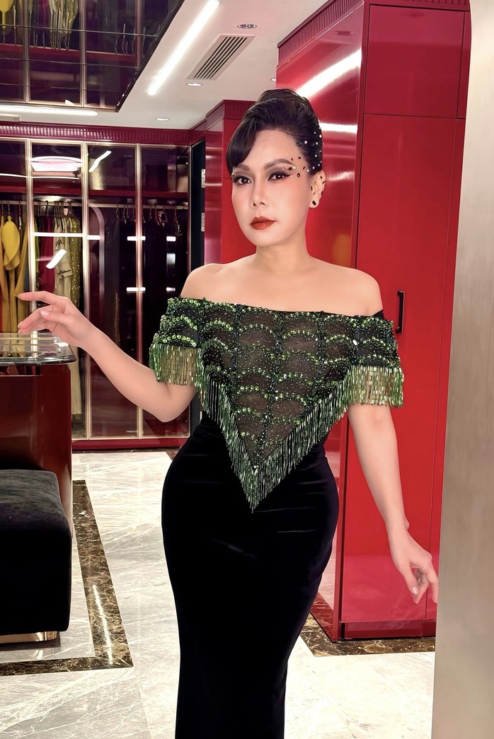 Nghệ sĩ Việt Hương: Nhiều dự án năm mới!- Ảnh 5. Nghệ sĩ Việt Hương: Nhiều dự án năm mới!- Ảnh 5.