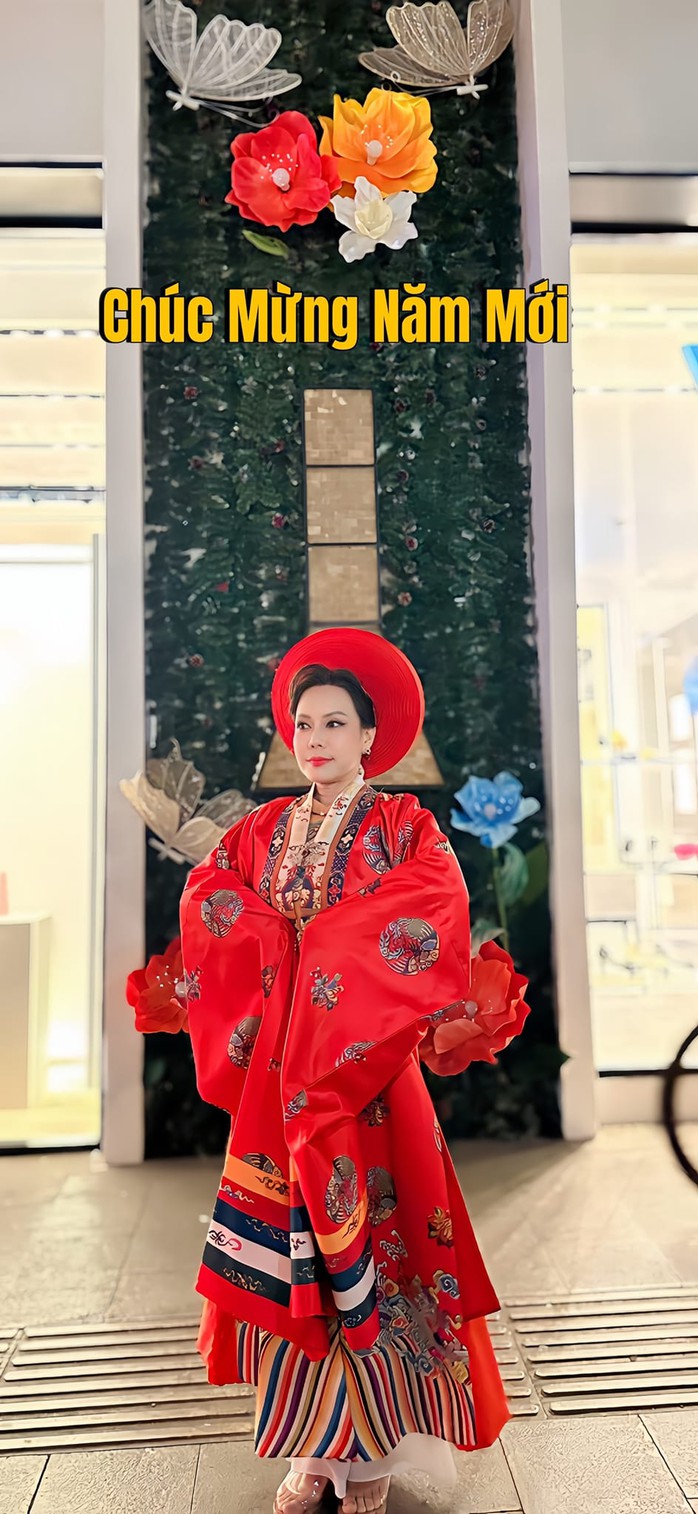 Nghệ sĩ Việt Hương: Nhiều dự án năm mới!- Ảnh 3. Nghệ sĩ Việt Hương: Nhiều dự án năm mới!- Ảnh 3.