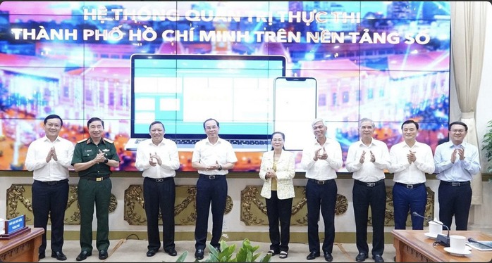 Những dấu ấn nổi bật trong chuyển đổi số của TP HCM- Ảnh 1. Những dấu ấn nổi bật trong chuyển đổi số của TP HCM- Ảnh 1.