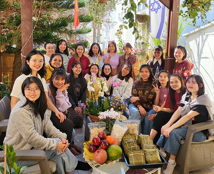 Tết Việt với bánh chưng xanh ở Israel- Ảnh 3. Tết Việt với bánh chưng xanh ở Israel- Ảnh 3.