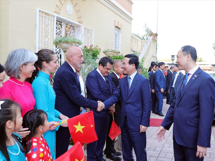 Những khoảnh khắc ấn tượng ngoại giao nhân dân- Ảnh 3. Những khoảnh khắc ấn tượng ngoại giao nhân dân- Ảnh 3.