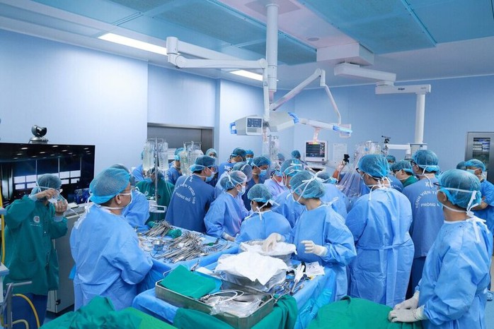 Cô gái trẻ được ghép phổi, tái sinh sự sống ngày đầu năm mới- Ảnh 1. Cô gái trẻ được ghép phổi, tái sinh sự sống ngày đầu năm mới- Ảnh 1.