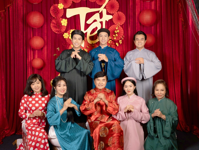 Phim "Sáng đèn" dời lịch chiếu, "Mai" của Trấn Thành lập kỷ lục- Ảnh 1. Phim "Sáng đèn" dời lịch chiếu, "Mai" của Trấn Thành lập kỷ lục- Ảnh 1.
