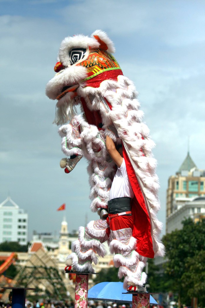 Lân Sư Rồng: Từ truyền thuyết đến hành trình di sản văn hóa- Ảnh 5. Lân Sư Rồng: Từ truyền thuyết đến hành trình di sản văn hóa- Ảnh 5.