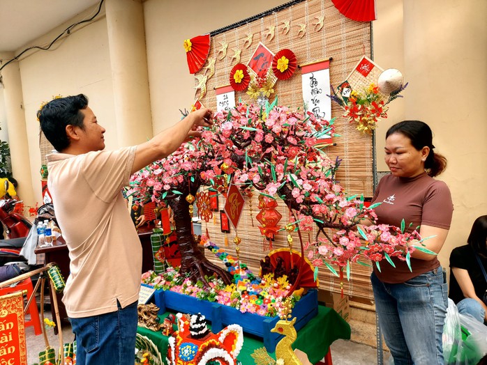 Tết trọn vẹn cho công nhân khó khăn- Ảnh 2. Tết trọn vẹn cho công nhân khó khăn- Ảnh 2.