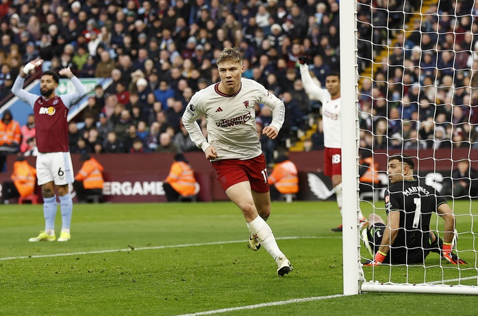 Arsenal "đánh tennis" tại London, Man United thắng nghẹt thở với McTominay- Ảnh 6. Arsenal "đánh tennis" tại London, Man United thắng nghẹt thở với McTominay- Ảnh 6.